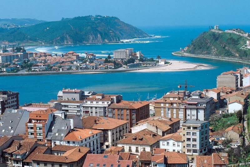 Apartamento El Fondon 2 Cangas de Onis Bagian luar foto