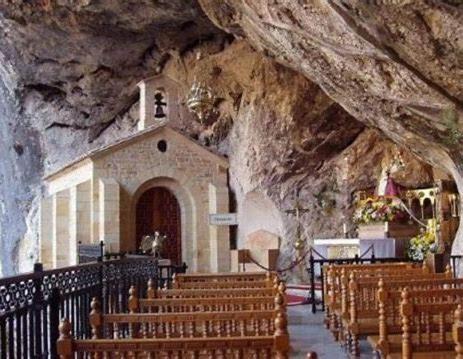 Apartamento El Fondon 2 Cangas de Onis Bagian luar foto